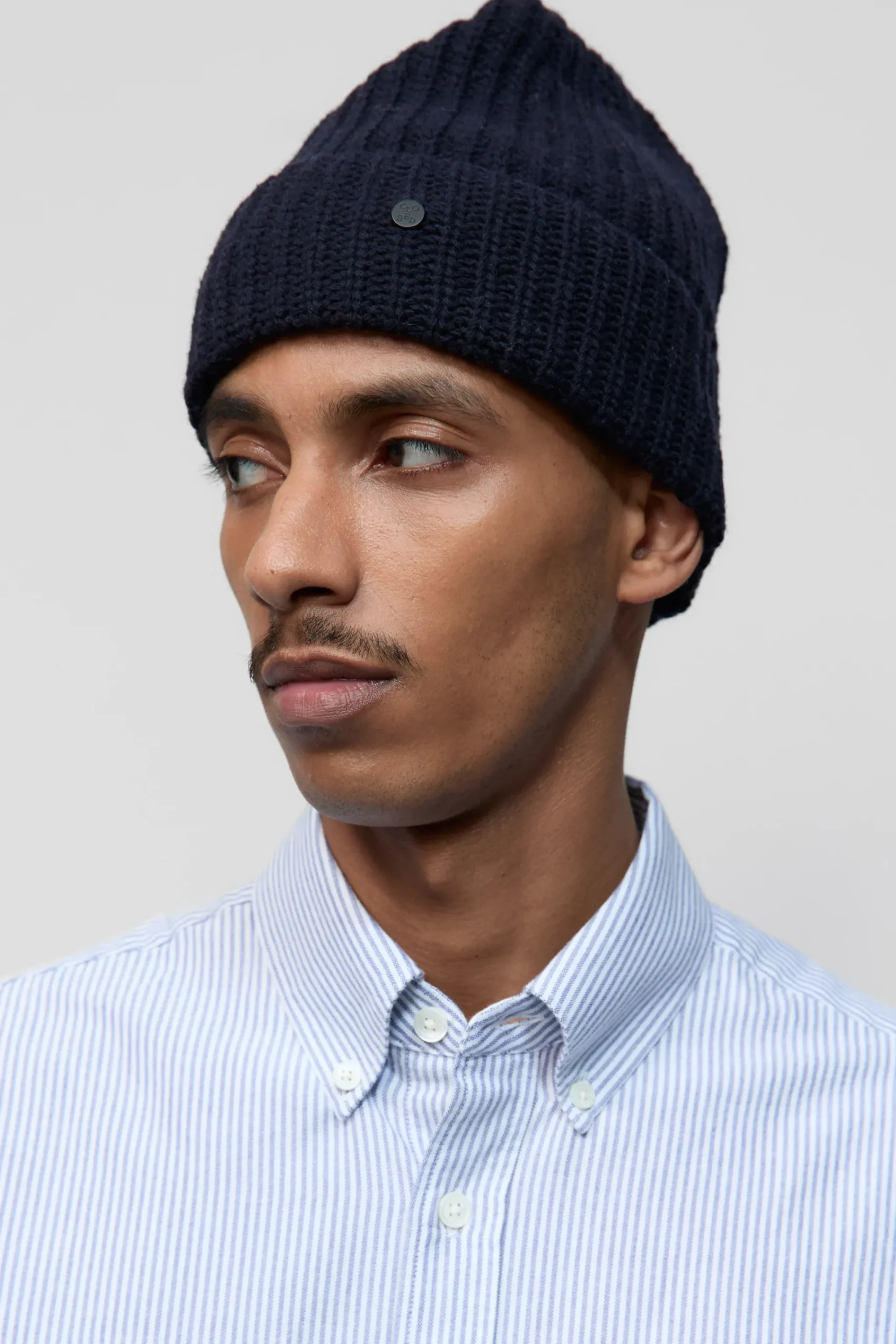 beanie_aus_wolle_2.webp Closed Mützen*Beanie aus Wolle Darknight