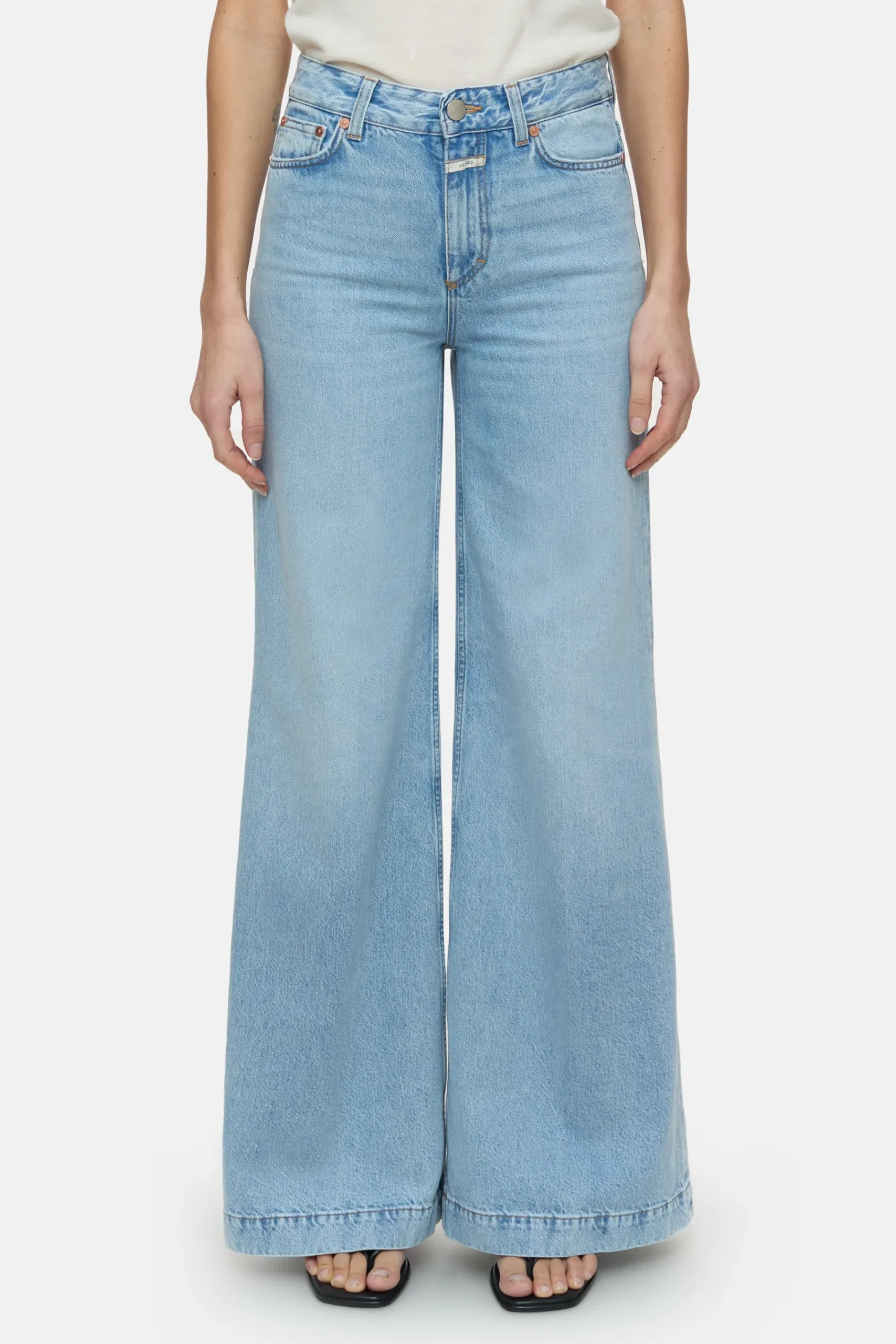 Closed Jeans | Wide Fit*Wide Jeans - Style Name Glow-up Lightblue