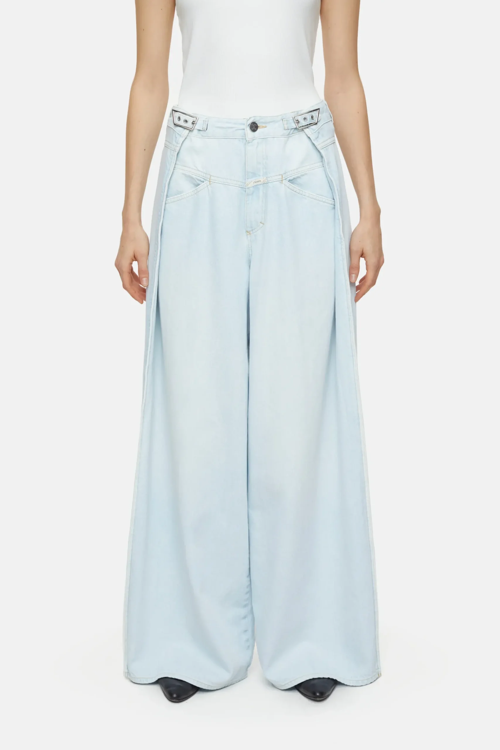 Closed Jeans | Wide Fit*Wide Jeans - Style Name Margo-X Lightblue