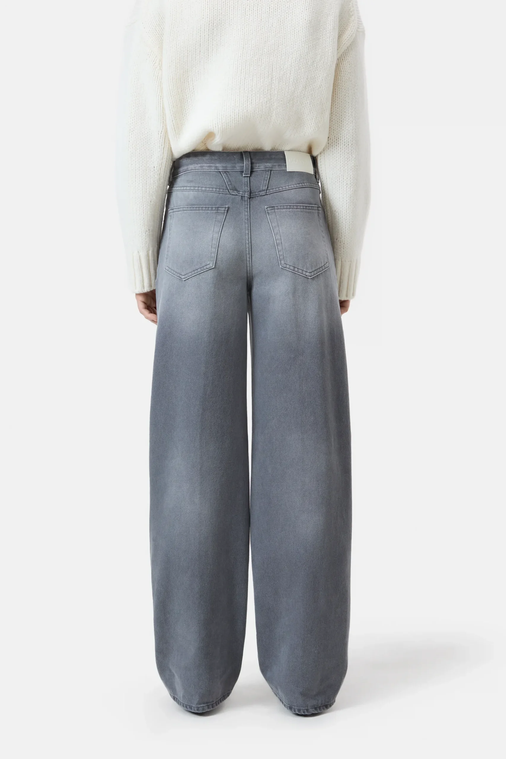 Closed Jeans | Wide Fit*Wide Jeans - Style Name Nikka Midgrey